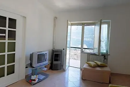 Sleeps 6 Air Con Wifi * Minori